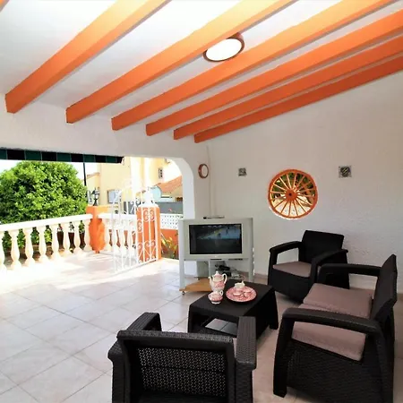 Chalet Mediterranea L'Alfas del Pi